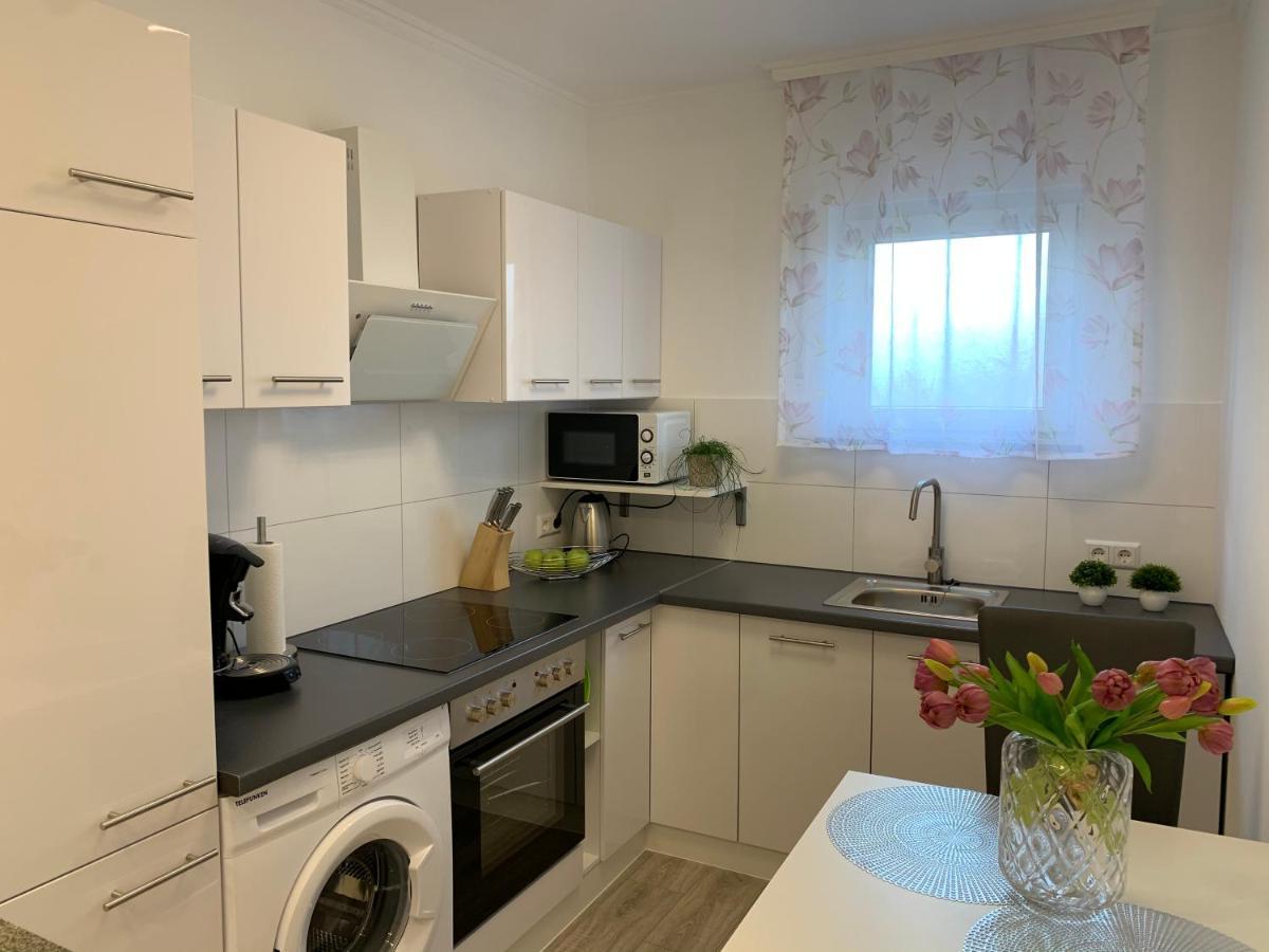Prime Host Charme Apartment Karlsruhe Bagian luar foto