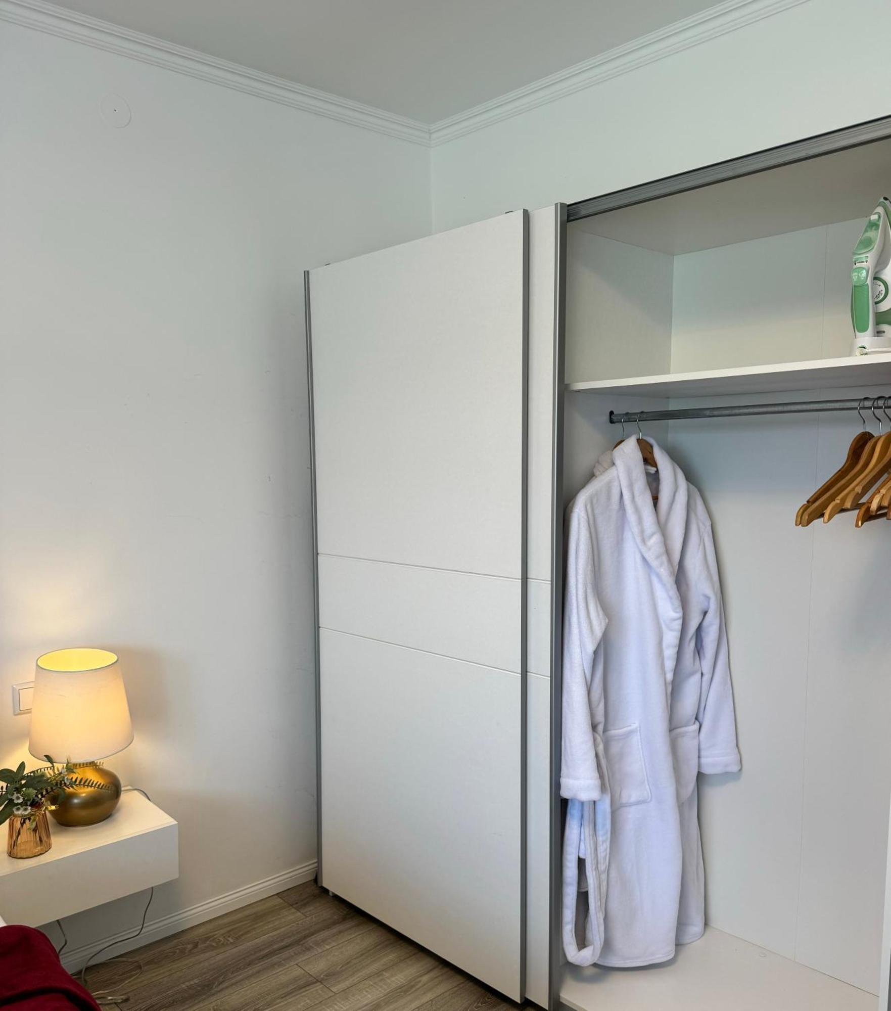 Prime Host Charme Apartment Karlsruhe Bagian luar foto