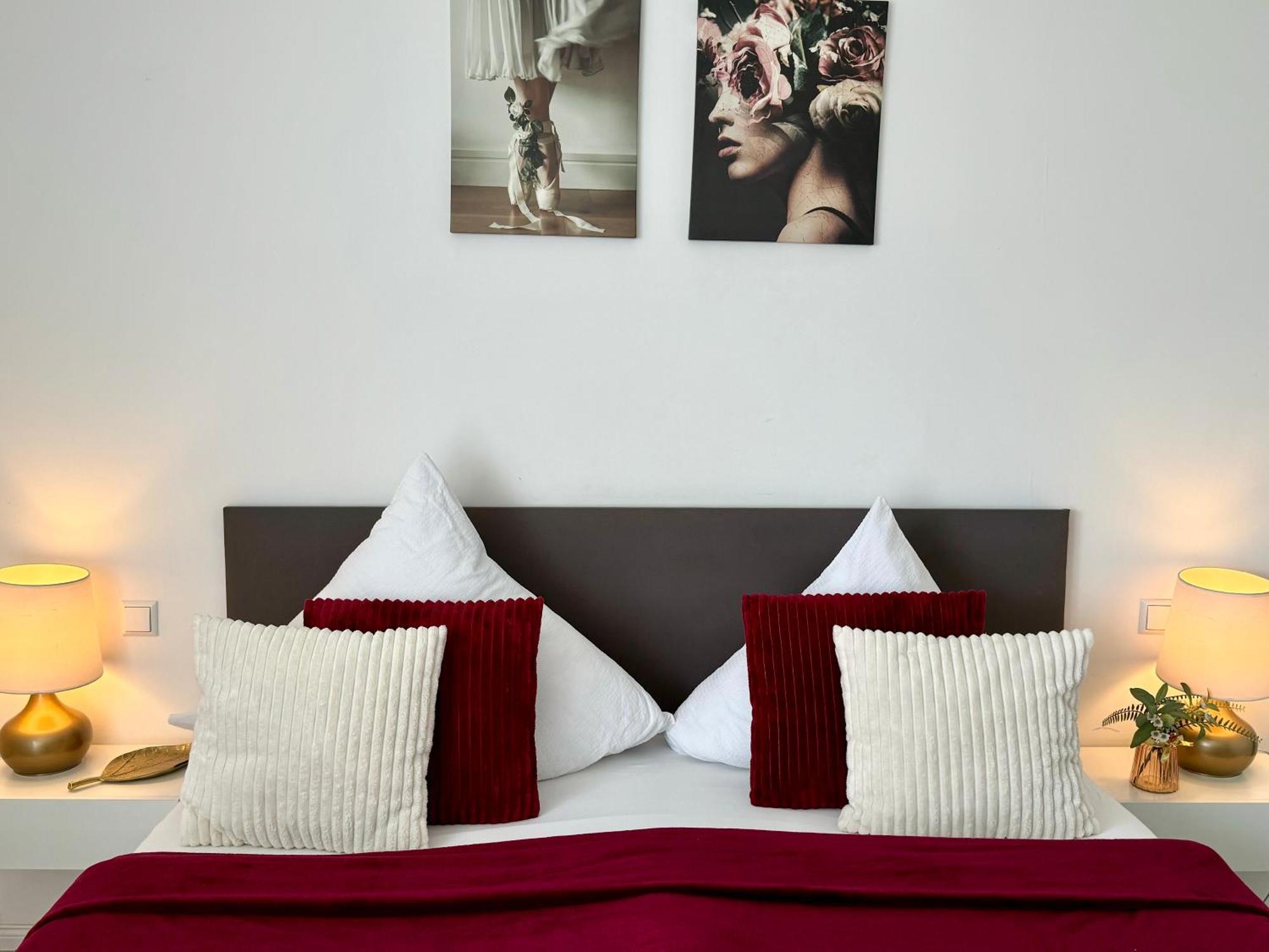 Prime Host Charme Apartment Karlsruhe Bagian luar foto
